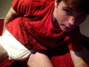 Damien_turner_stand_diaper